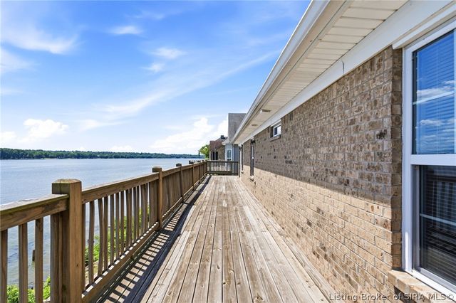 408 S Front Street, Jeffersonville, IN 47130