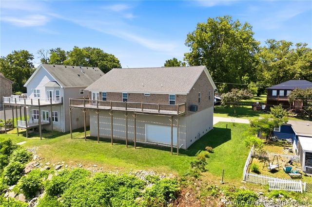 408 S Front Street, Jeffersonville, IN 47130