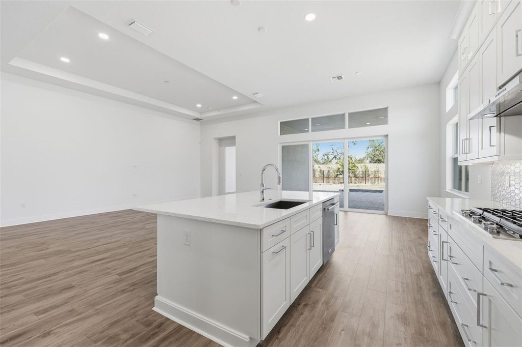 17715 PALMISTE DRIVE