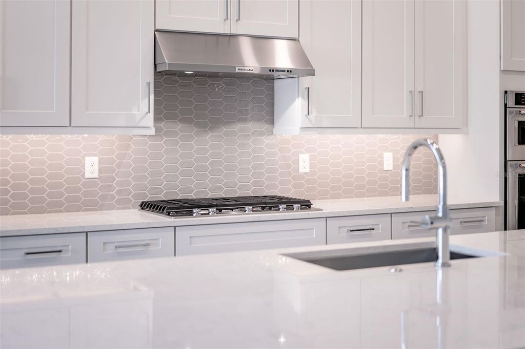 17715 PALMISTE DRIVE