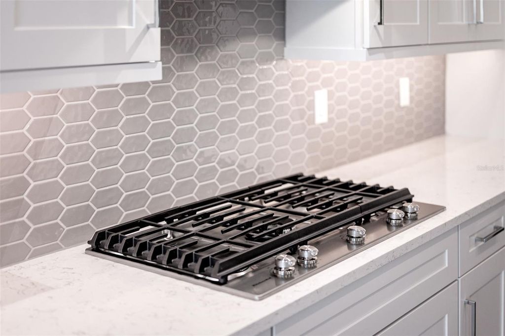 17715 PALMISTE DRIVE