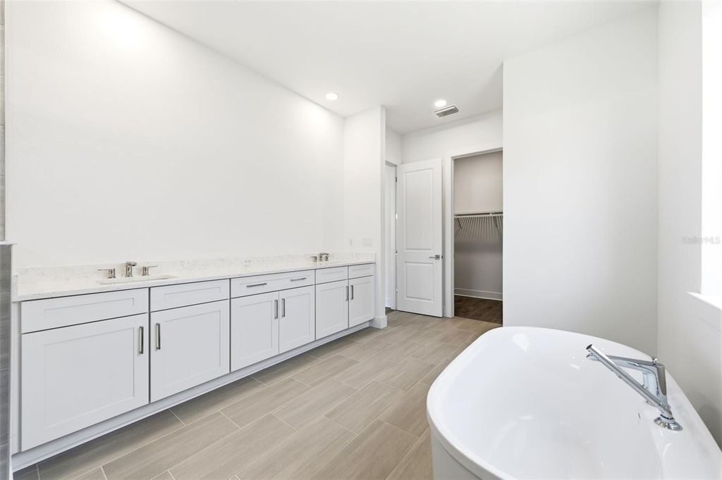 17715 PALMISTE DRIVE