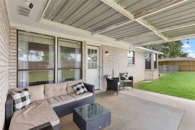 7315 Joseph Lane, Baytown, TX 77523