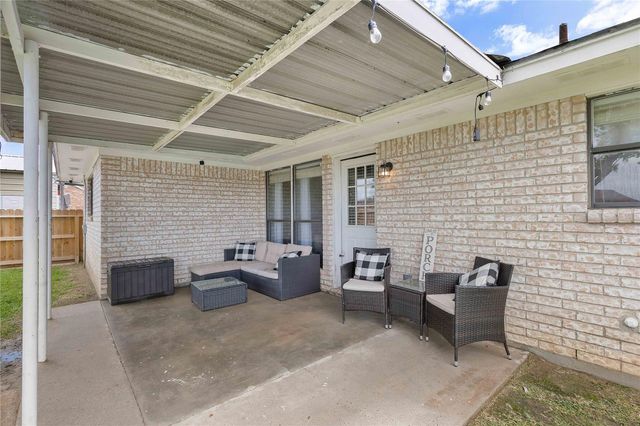 7315 Joseph Lane, Baytown, TX 77523