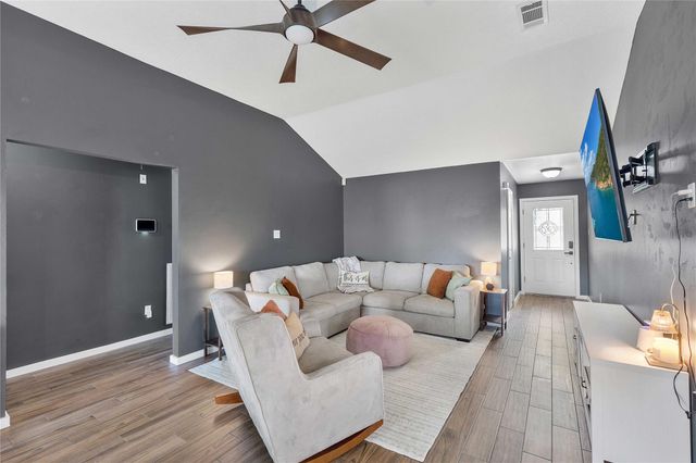 7315 Joseph Lane, Baytown, TX 77523