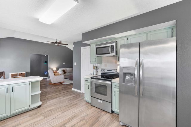 7315 Joseph Lane, Baytown, TX 77523