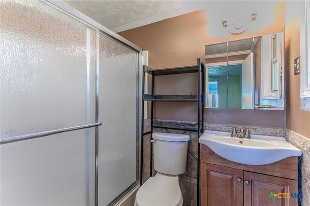 1500 County Road 405, Buckholts, TX 76518