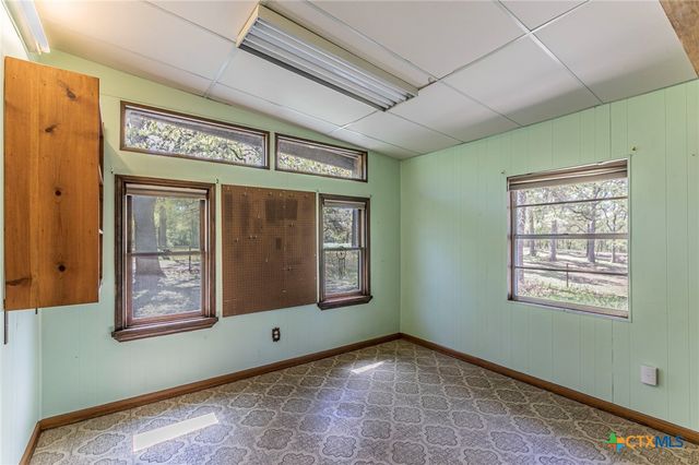 1500 County Road 405, Buckholts, TX 76518