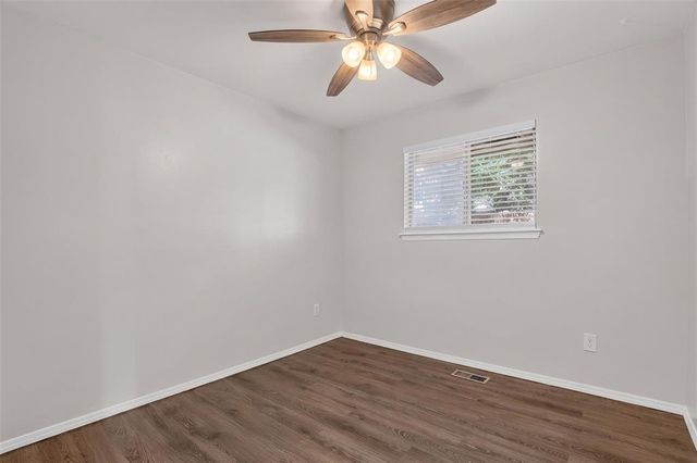1015 Crown Drive, Edmond, OK 73034