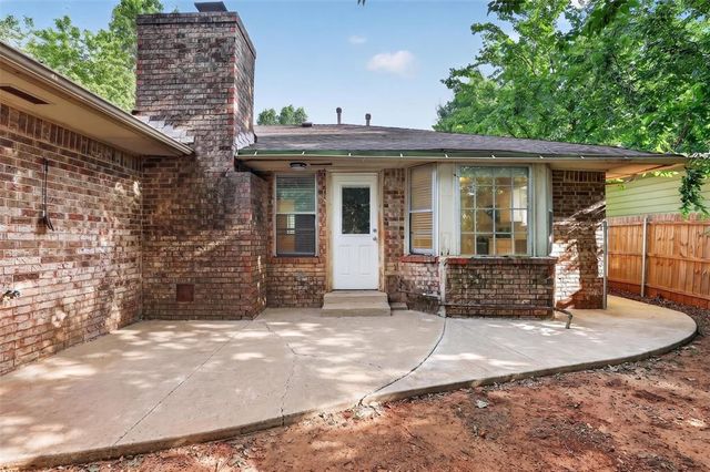 1015 Crown Drive, Edmond, OK 73034