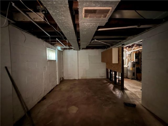 4004 Denton Road, Kansas City, MO 64133