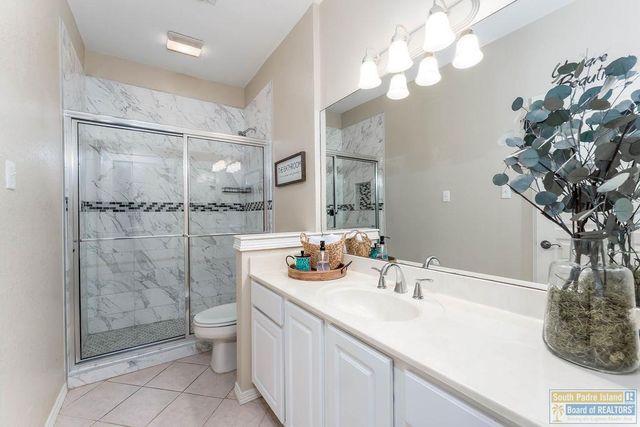 15 Harbor Point, Laguna Vista, TX 78578