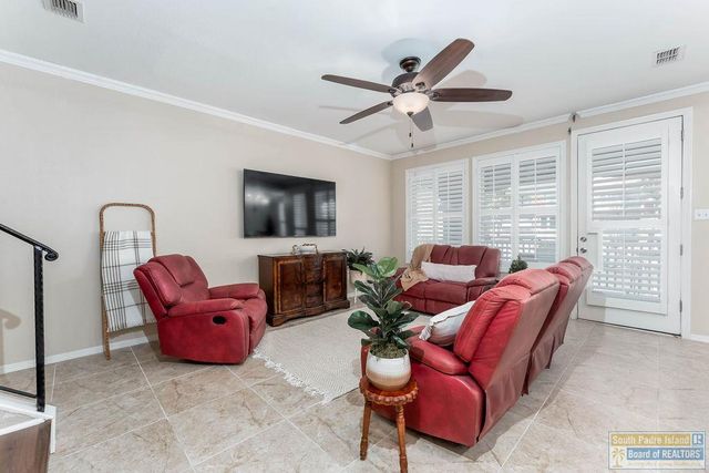 15 Harbor Point, Laguna Vista, TX 78578