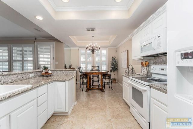 15 Harbor Point, Laguna Vista, TX 78578