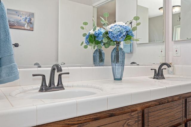1578 E J, Oakdale, CA 95361