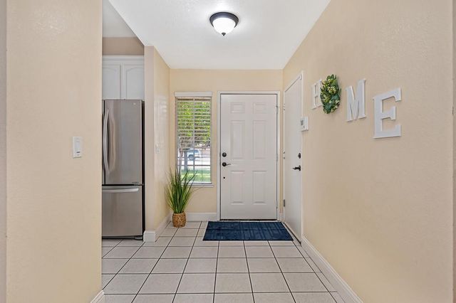 1578 E J, Oakdale, CA 95361