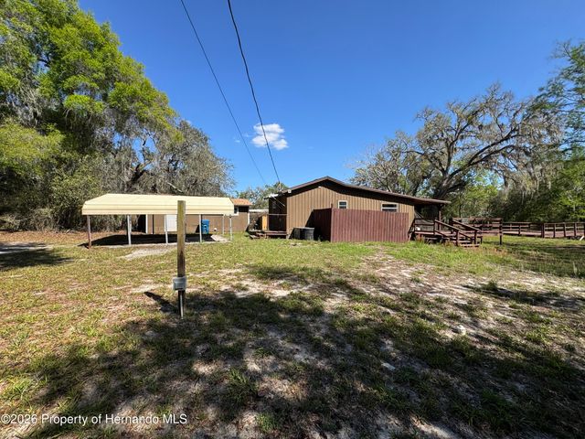 32404 Marchmont Circle, Dade City, FL 33523