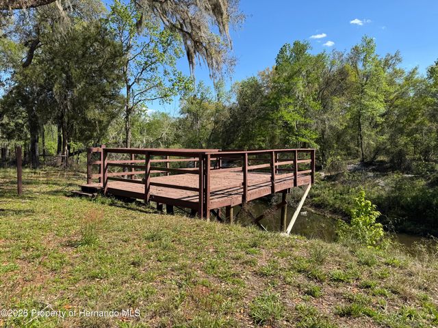 32404 Marchmont Circle, Dade City, FL 33523