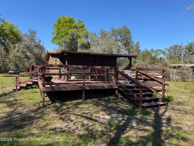 32404 Marchmont Circle, Dade City, FL 33523