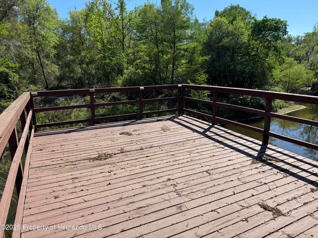 32404 Marchmont Circle, Dade City, FL 33523