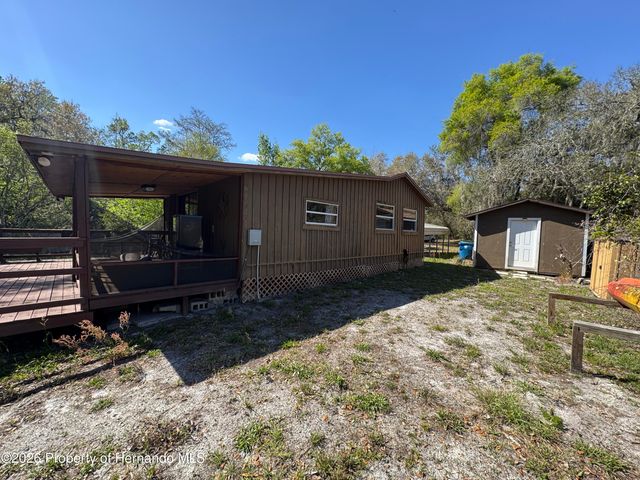 32404 Marchmont Circle, Dade City, FL 33523
