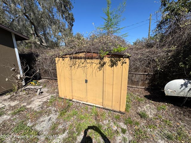 32404 Marchmont Circle, Dade City, FL 33523