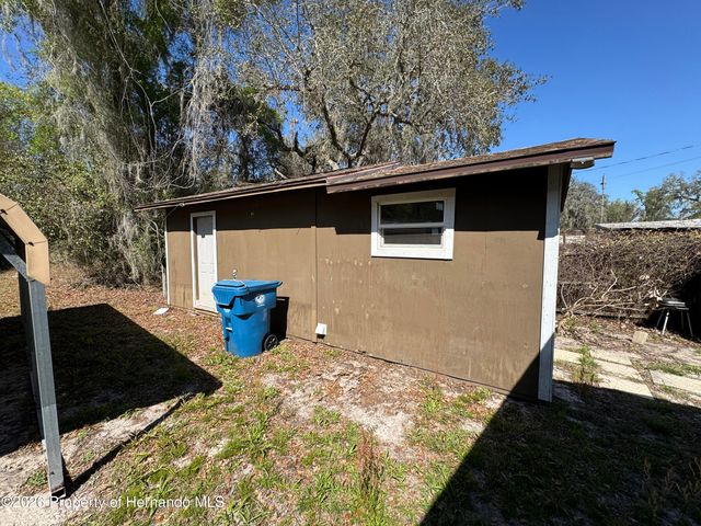 32404 Marchmont Circle, Dade City, FL 33523