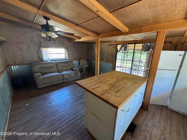 32404 Marchmont Circle, Dade City, FL 33523