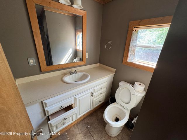 32404 Marchmont Circle, Dade City, FL 33523