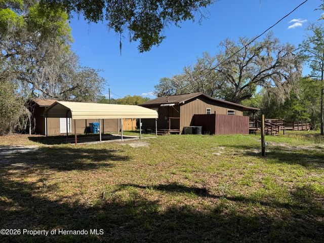 32404 Marchmont Circle, Dade City, FL 33523