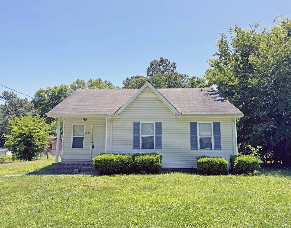 571 Garnet Drive, Clarksville, TN 37042