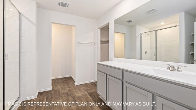 156 Gilmer LN, Buda, TX 78610