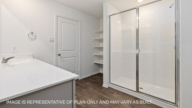 156 Gilmer LN, Buda, TX 78610