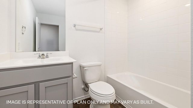 156 Gilmer LN, Buda, TX 78610