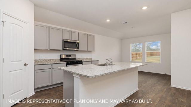 156 Gilmer LN, Buda, TX 78610