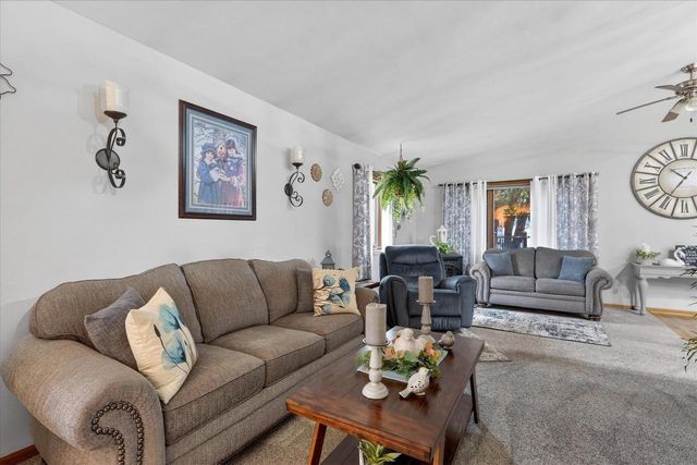 3636 W Rockport Road, Janesville, WI 53548