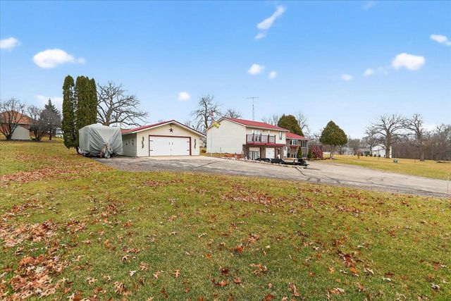 3636 W Rockport Road, Janesville, WI 53548