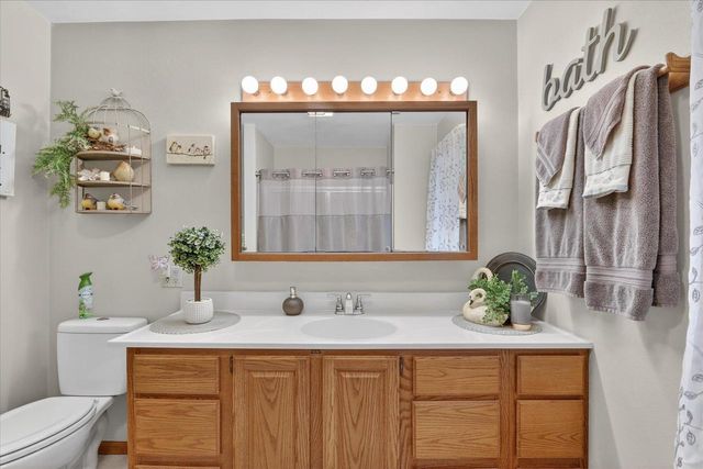 3636 W Rockport Road, Janesville, WI 53548