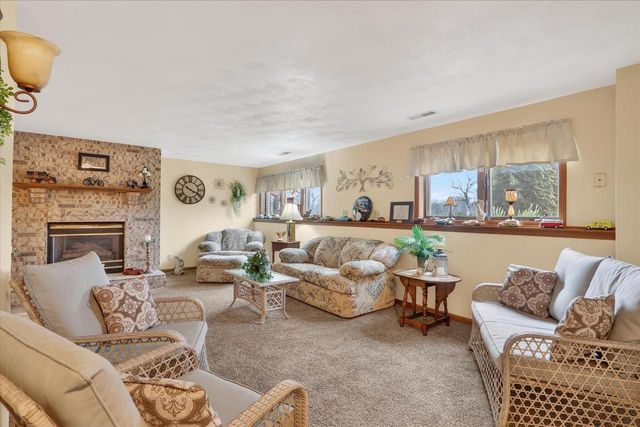 3636 W Rockport Road, Janesville, WI 53548