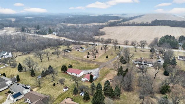 3636 W Rockport Road, Janesville, WI 53548