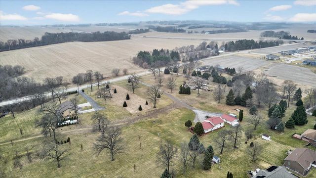 3636 W Rockport Road, Janesville, WI 53548