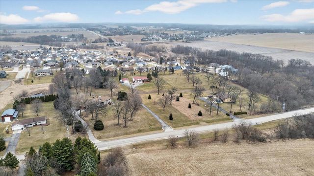 3636 W Rockport Road, Janesville, WI 53548