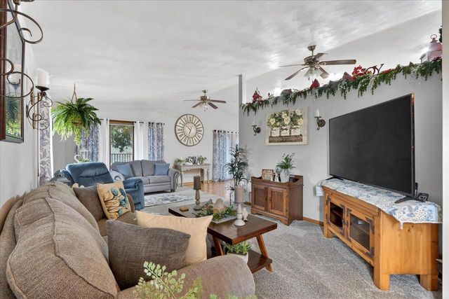 3636 W Rockport Road, Janesville, WI 53548