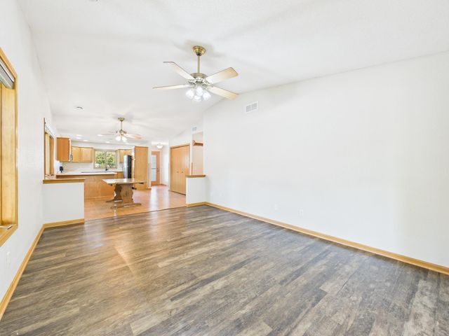 600 Boulevard Avenue NE, Montgomery, MN 56069