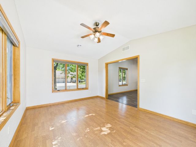 600 Boulevard Avenue NE, Montgomery, MN 56069