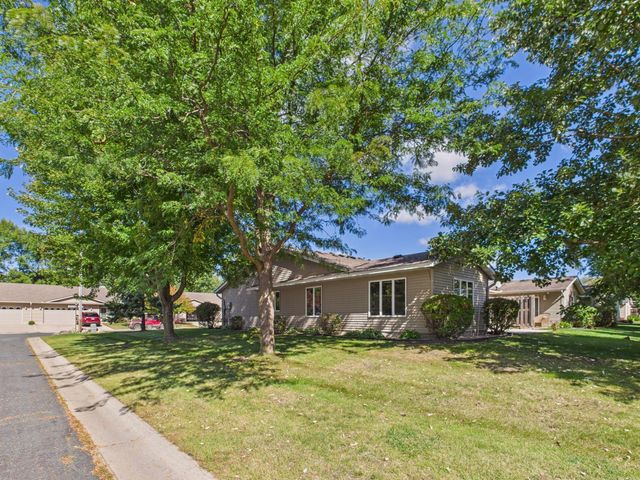 600 Boulevard Avenue NE, Montgomery, MN 56069