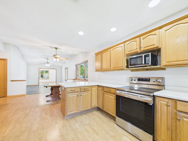 600 Boulevard Avenue NE, Montgomery, MN 56069