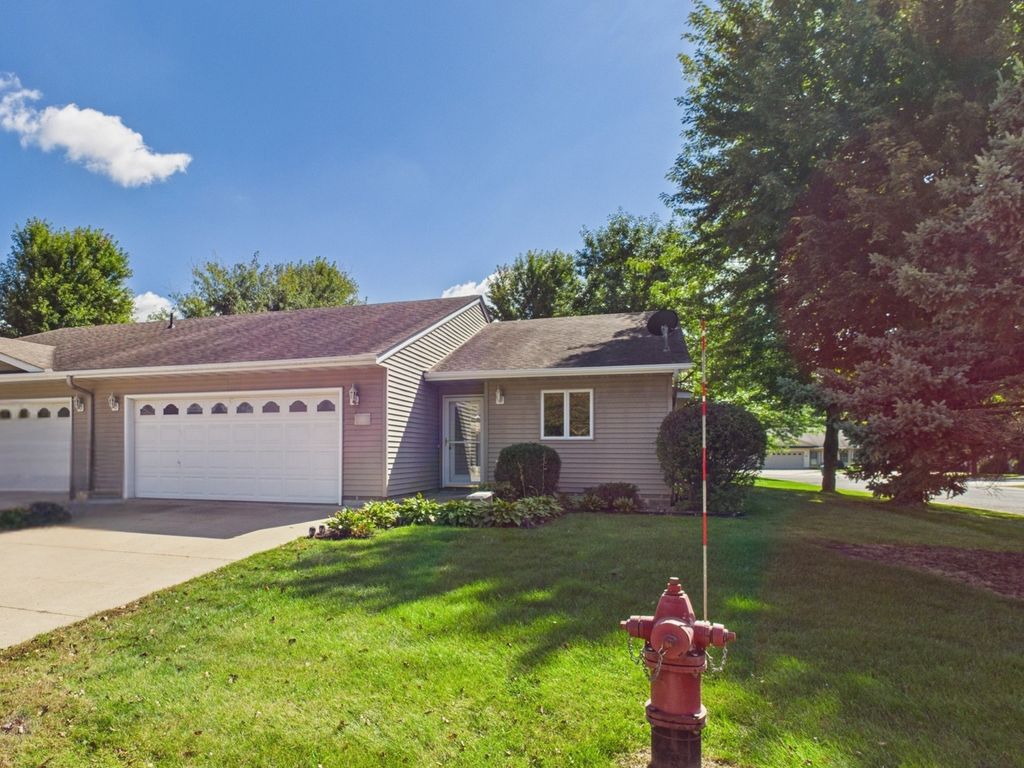 600 Boulevard Avenue NE, Montgomery, MN 56069