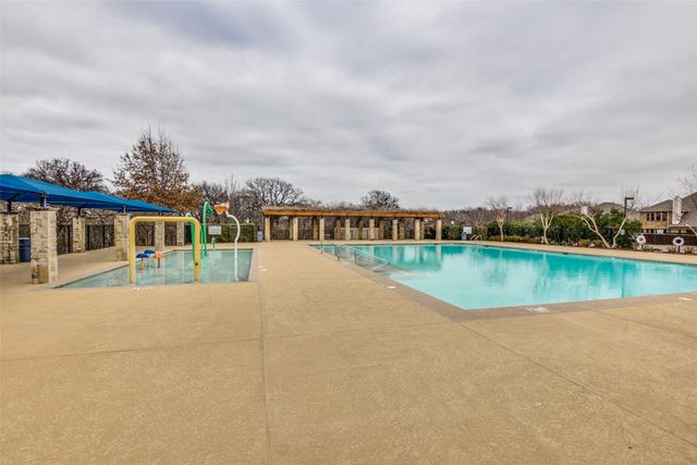 1701 Sparrow Lane, Aubrey, TX 76227