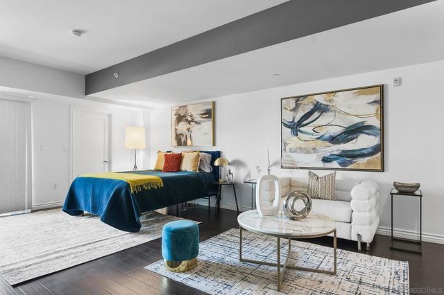 875 G St 512, San Diego, CA 92101